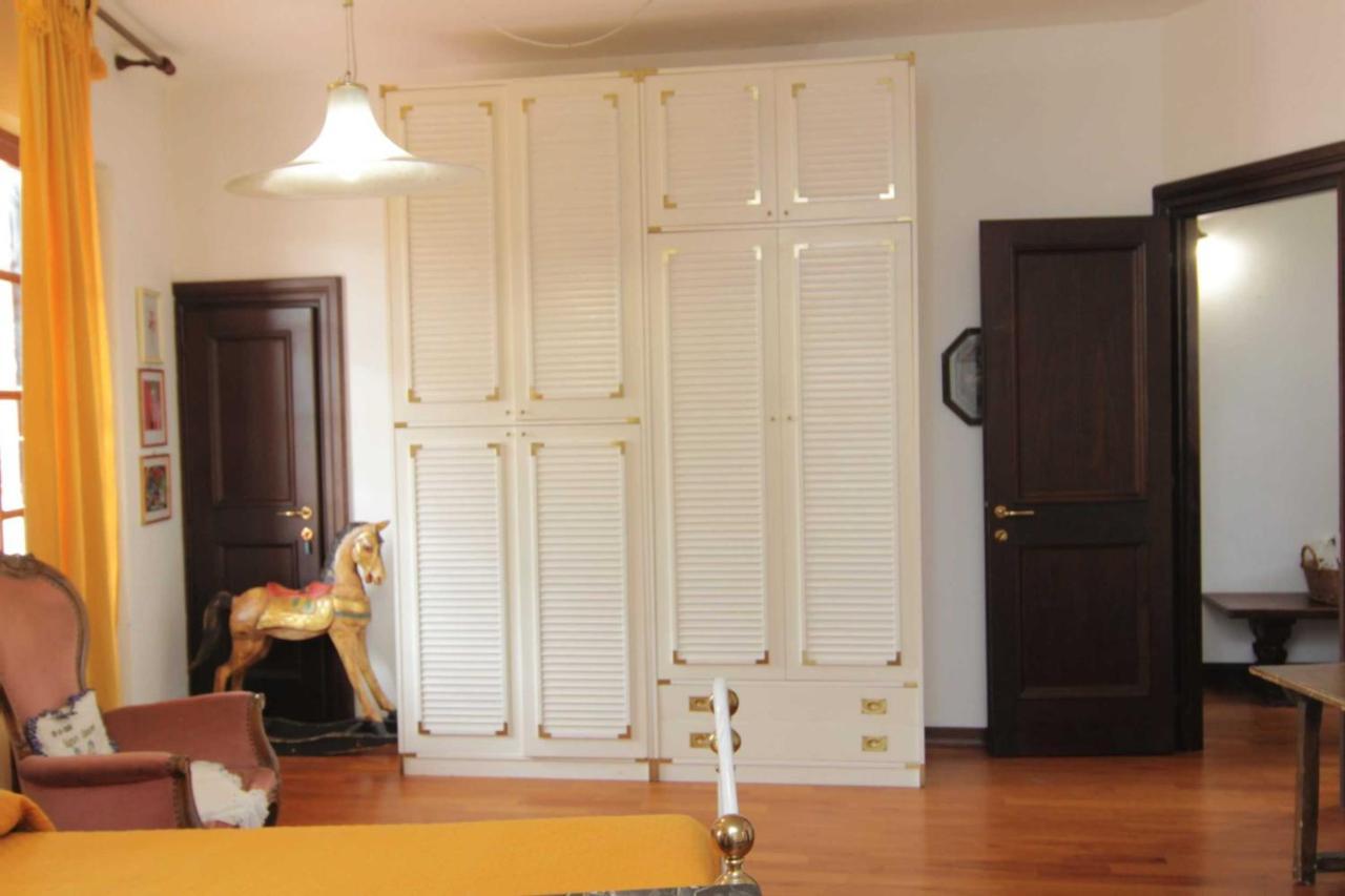 L'Arrocco Bed And Breakfast Marina Di Carrara Exterior photo